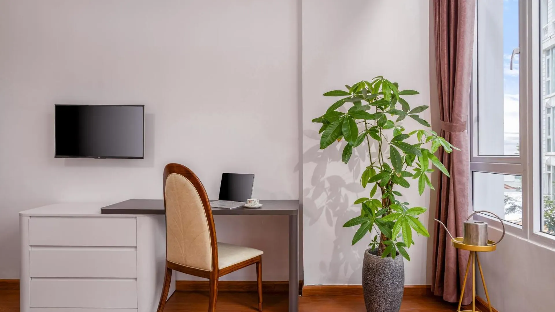Wellness Stay Hotel And Apartment Da Nang Vietnam